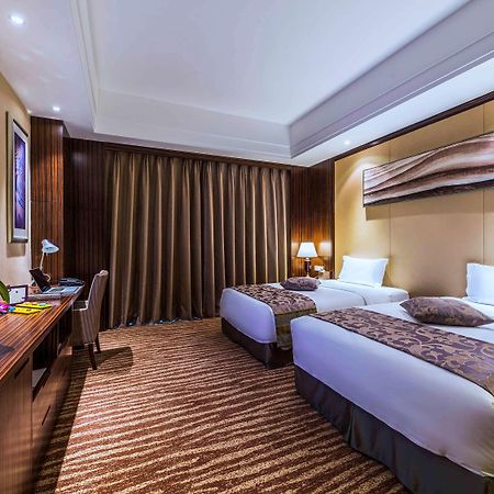 Grand Mercure Qingdao Airlines Bagian luar foto